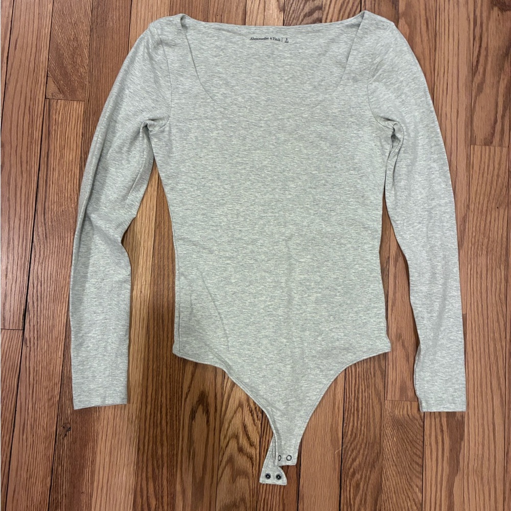 Abercrombie Heather Grey Long Sleeve Bodysuit